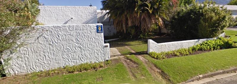 To Let 1 Bedroom Property for Rent in Land and Zeezicht Western Cape